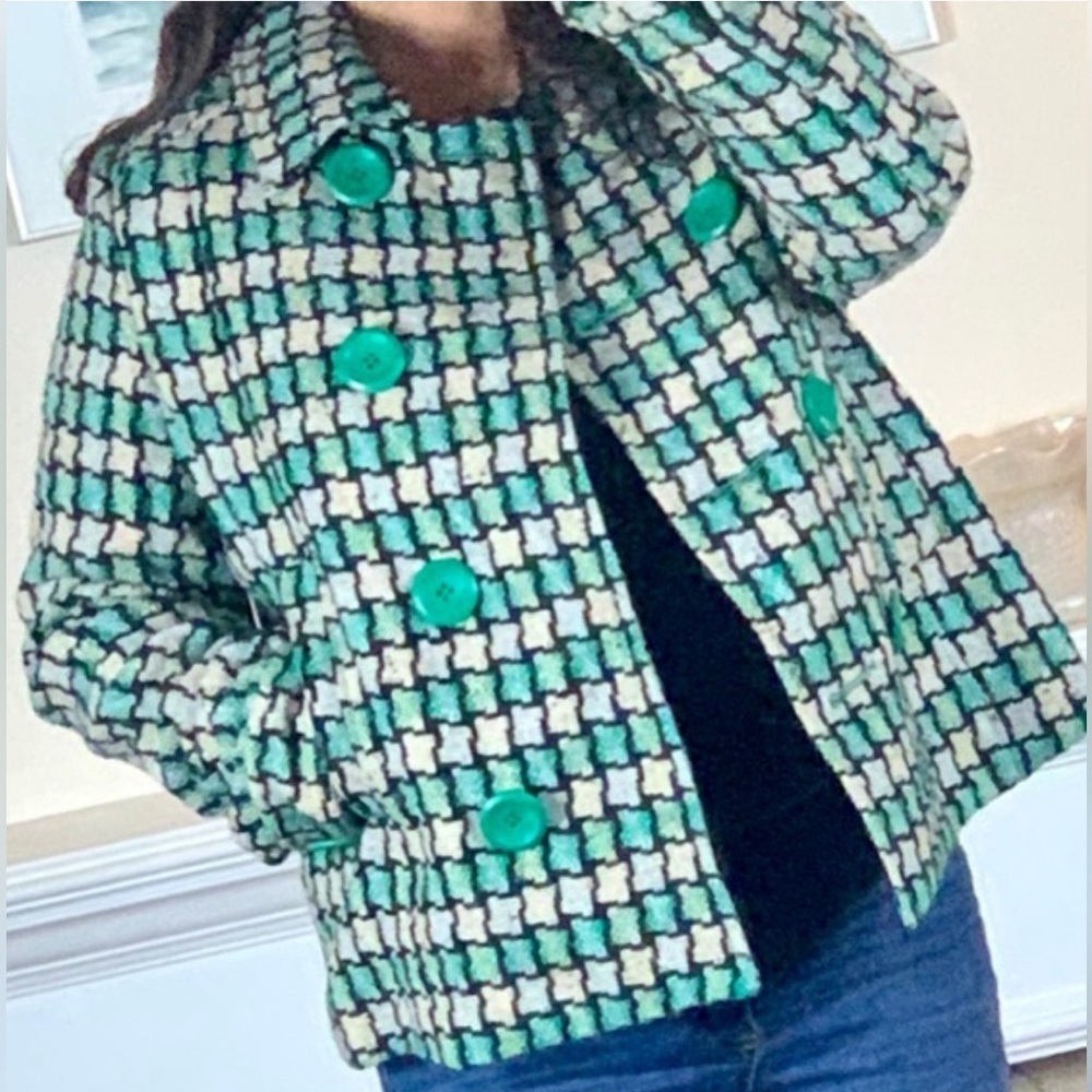 Vertigo Paris Tweed Jacket Sz Large Emerald Green combo
Black Beige Peacoat nwt